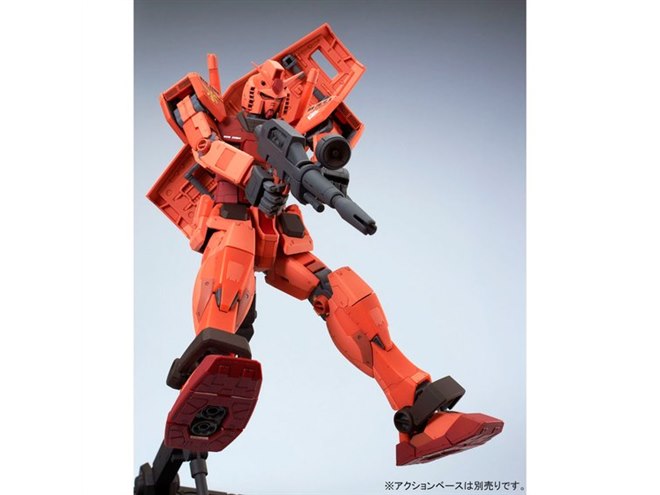 バンダイ、ガンプラ「MG 1/100 キャスバル専用ガンダム Ver.3.0」を