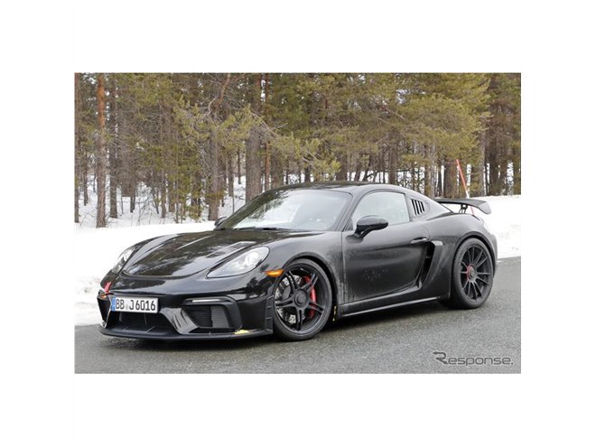 センターロックホイール装備…ポルシェ ケイマンGT4「RS」は450馬力へ