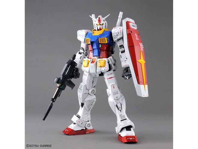バンダイ、“究極のガンプラ”「PG UNLEASHED RX-78-2」2月生産分を一般