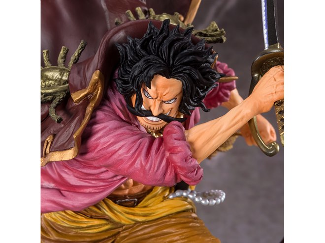 バンダイ、神避を放つ「フィギュアーツZERO ゴール・D・ロジャー」の