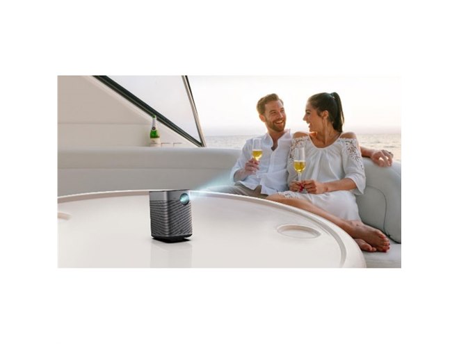 XGIMI、900ルーメンを実現したポータブル型プロジェクター「Halo+