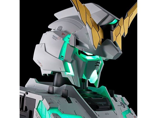 ガンプラ初、デストロイモードに”自動変身”する大型ユニコーンガンダム