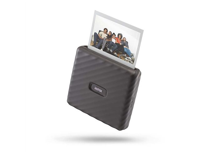 富士フイルム、チェキの2倍サイズを採用したスマホ用プリンター