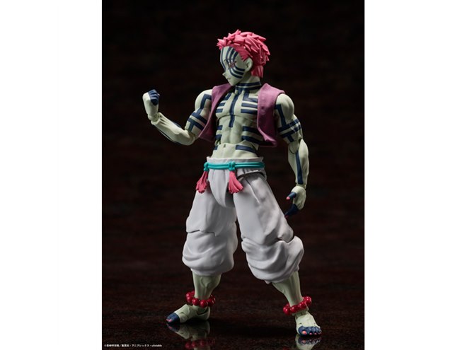 鬼滅の刃」猗窩座が1/12可動フィギュアに、「破壊殺 羅針」の台座付き