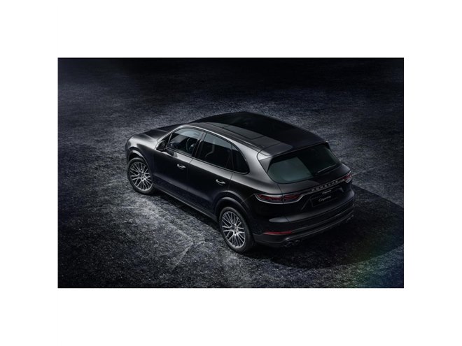 ポルシェ・カイエン／カイエン クーペ」の特別仕様車「プラチナ