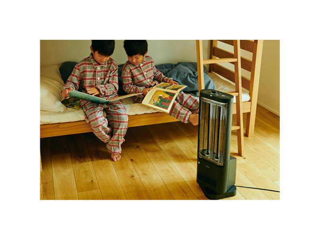 シロカ、2つの熱源を採用した「足元ファンヒーター付き 遠赤外線暖房機