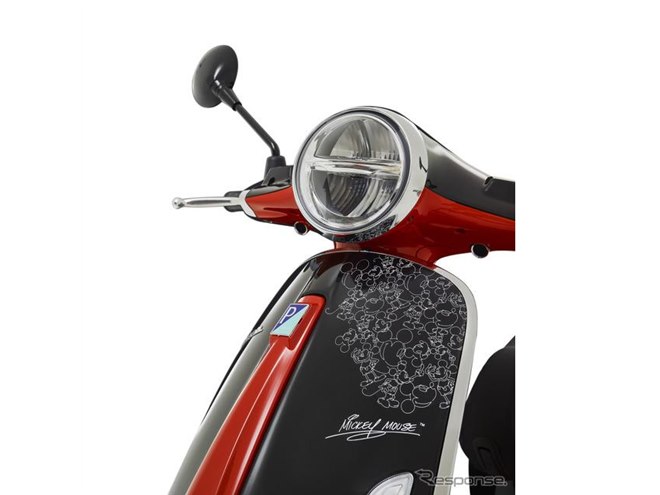 ミッキーマウス仕様のベスパが登場…ディズニー生誕100周年 - 価格.com