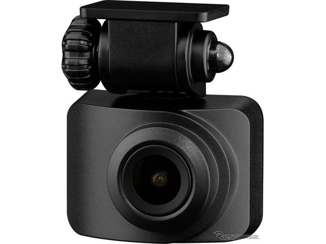 7つの運転支援機能！ コムテックがコンパクト2カメラドライブ