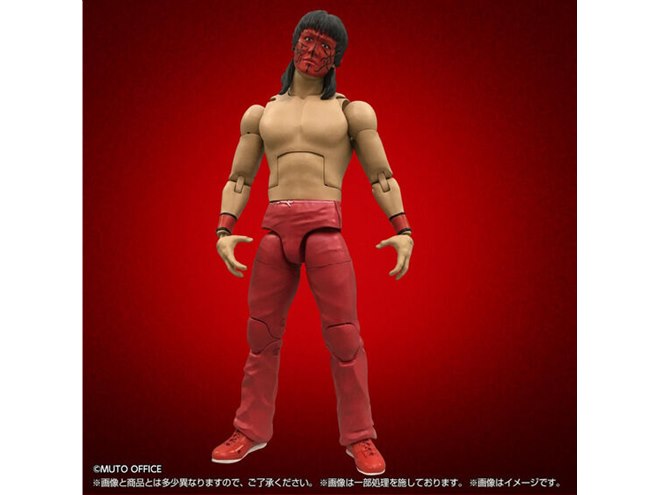 毒霧噴射ギミック付き、グレート・ムタのアクションフィギュアを