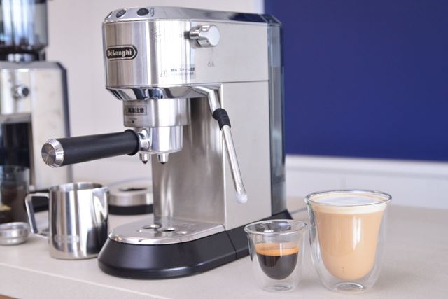 デロンギ マグニフィカ スタート ECAM22020W [ホワイト] 価格比較