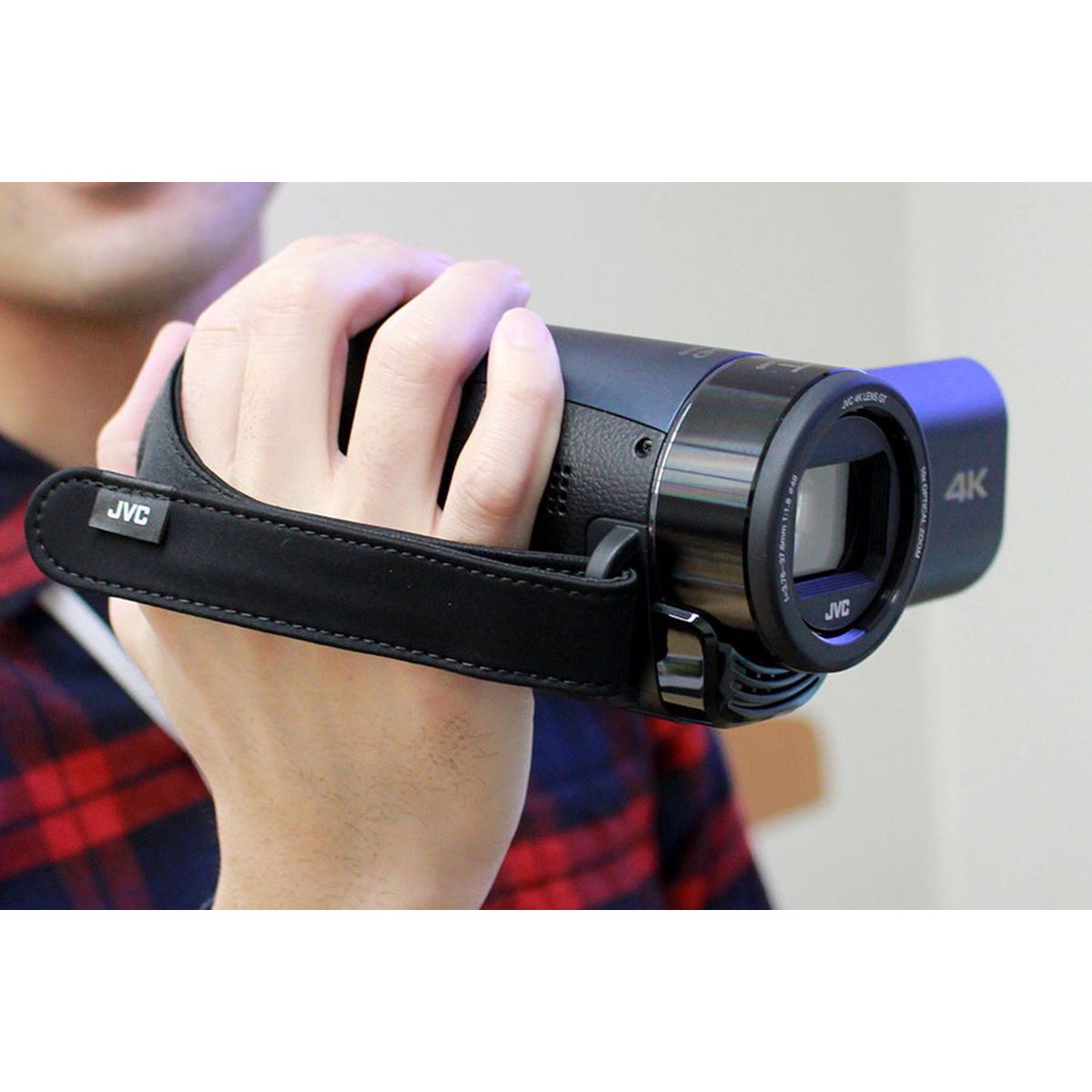 JVC、防水・防塵・耐衝撃仕様の4Kエブリオ「GZ-RY980」を2月に発売