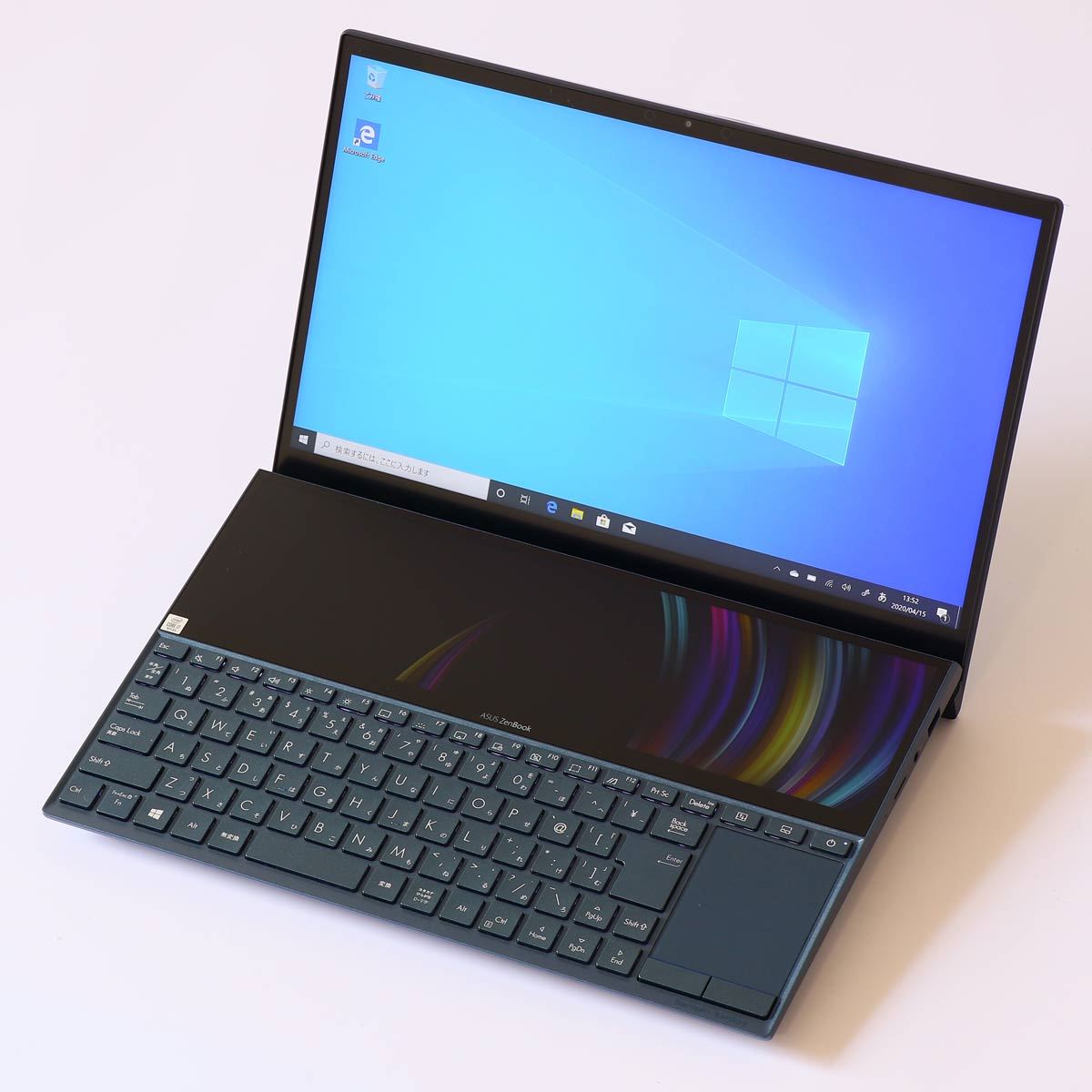 14型で機動性がアップした2画面ノートPC「ZenBook Duo UX481FL