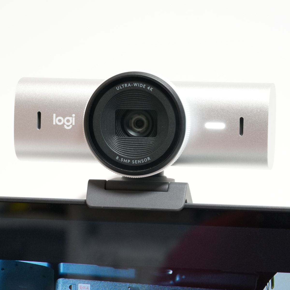 ロジクール初のMXを冠するウェブカメラ「MX BRIO 700」がレベチだった