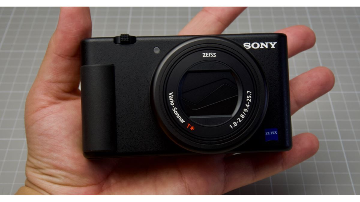 ソニー「VLOGCAM ZV-1」レビュー。現役Vloggerがイイ点とイマイチな点