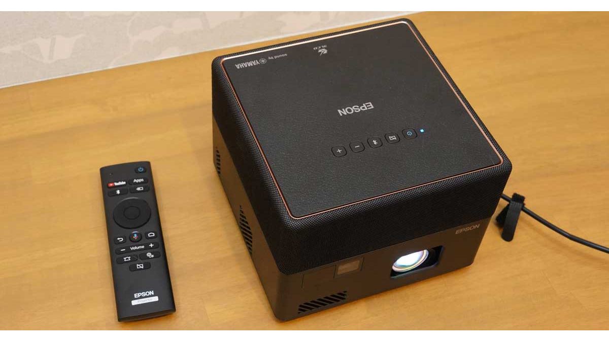 エプソン「dreamio EF-12」は老舗ブランドの本気を垣間見られる高画質