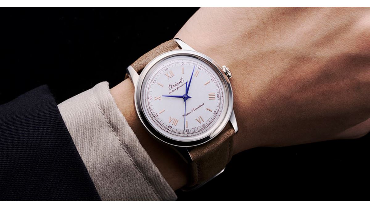 レトロ顔なのにハイテク！ 「オリエントバンビーノ」初の光充電式を365