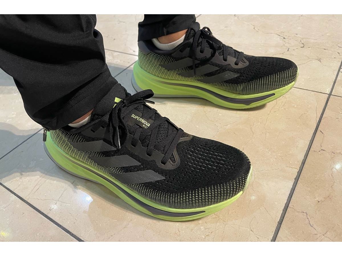 アディダス「スーパーノヴァ」新作が驚くほど高コスパ！ 専門家が