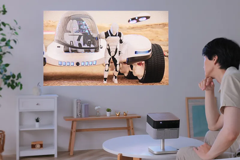 価格.com - [PR企画]エプソンのプロジェクター「EF-72」でドーンと迫力