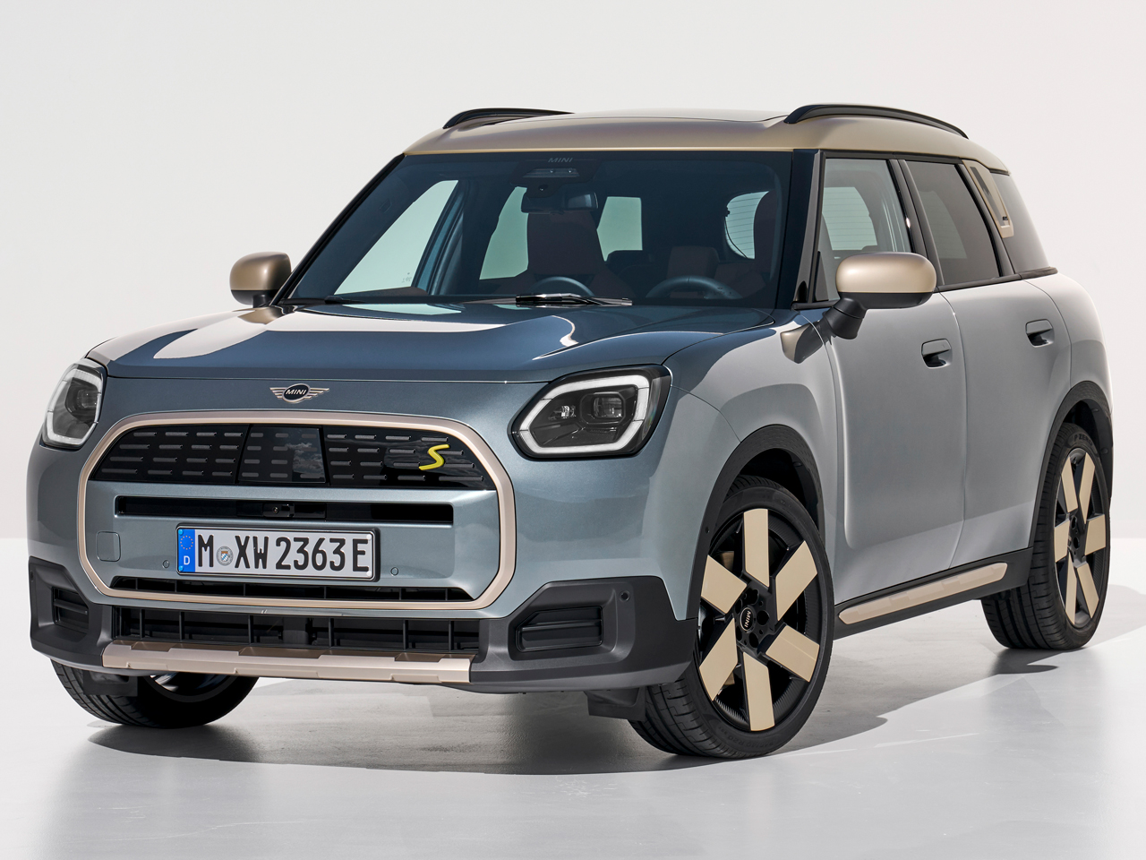 ミニ MINI COUNTRYMAN (カントリーマン) 2023年モデル Dの価格・性能