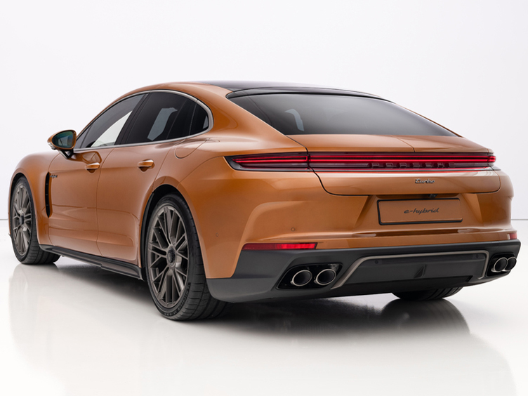 ポルシェ パナメーラの価格・新型情報・グレード諸元 価格.com