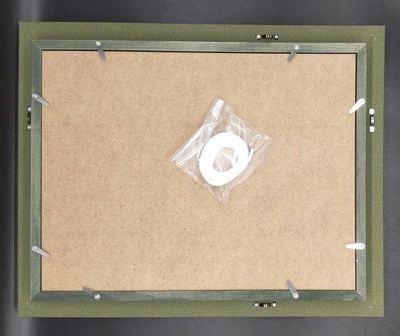 8111 シルバー F6号 (410×318mm) アクリル板付き 油彩額縁 樹脂製