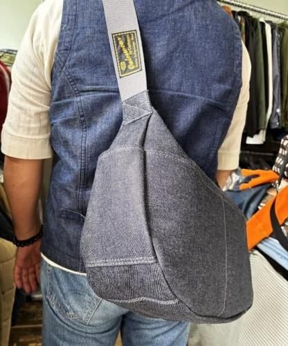 クッシュマン 13Oz デニムメッセンジャーバッグ - TRAVIS