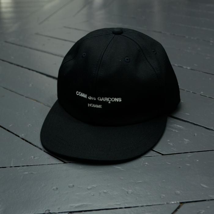 COMME des GARCONS HOMME コムデギャルソン オム 綿サージロゴ入りCAP