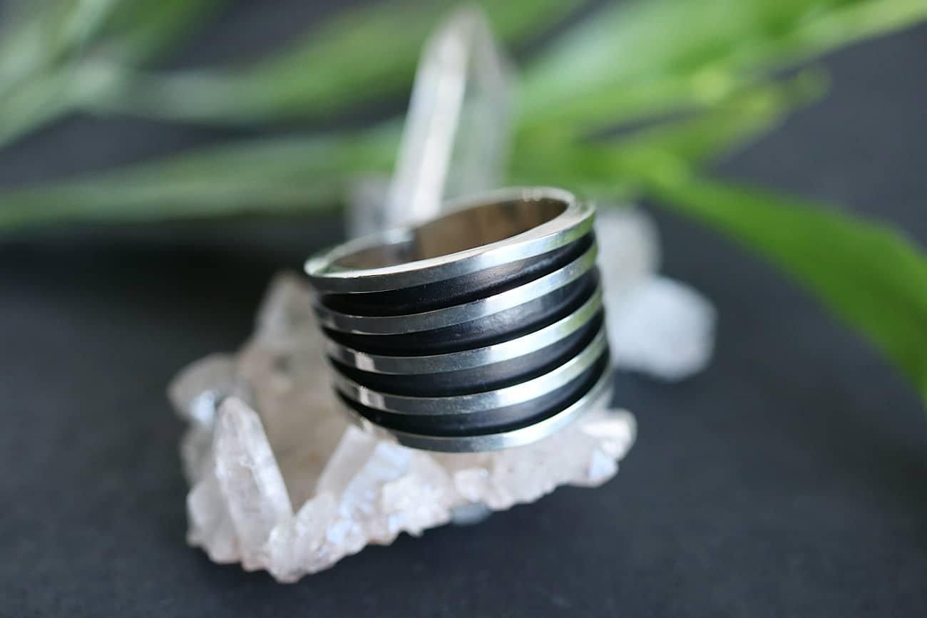 インディアンジュエリー | トム・ホーク 4ラインリング - WALL -CRAFT