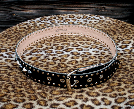 ウェンディーズ ベルト レザー スタッズ BARKBOX コラボレーション