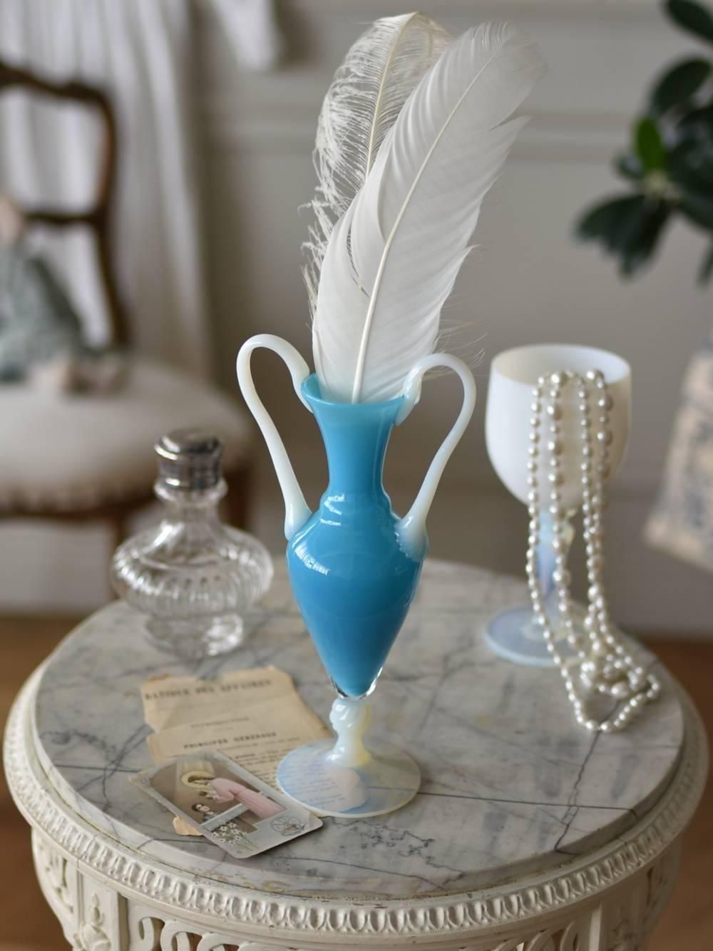 オパリンガラスフラワーベース.バイカラー2 フランスアンティーク雑貨