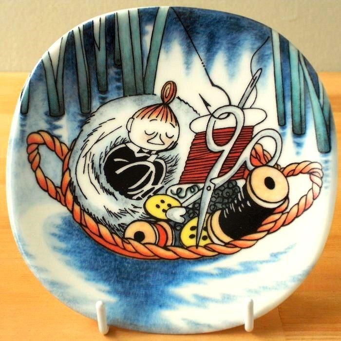 アラビア/ARABIA｜ムーミン｜Nap in Sewing basket/裁縫籠で眠るミイ