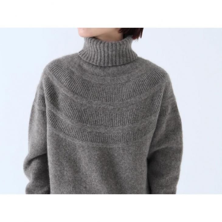 FACTORY (ファクトリー) | 25AW ヤク レース柄オフタートルセーター