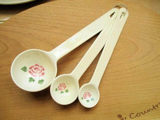 マニーローズ ホーロー メジャースプーン - 「フランス雑貨マニー