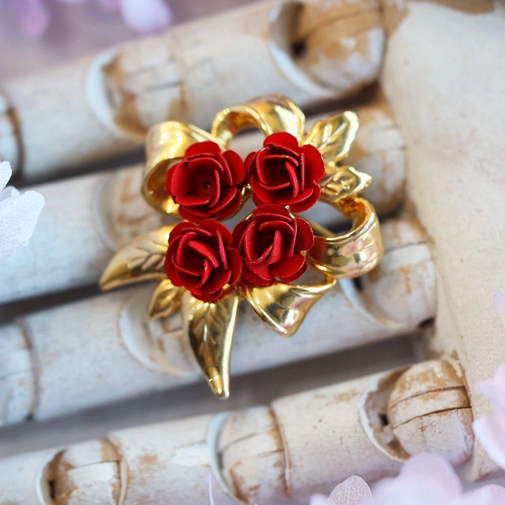 赤い薔薇とリボンのブローチ - 海福雑貨通販部