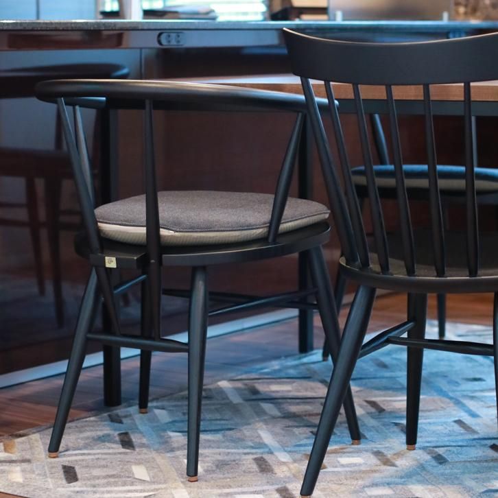 高山ウッドワークス｜W512カフェチェア・限定カラーBP色（ブラック）