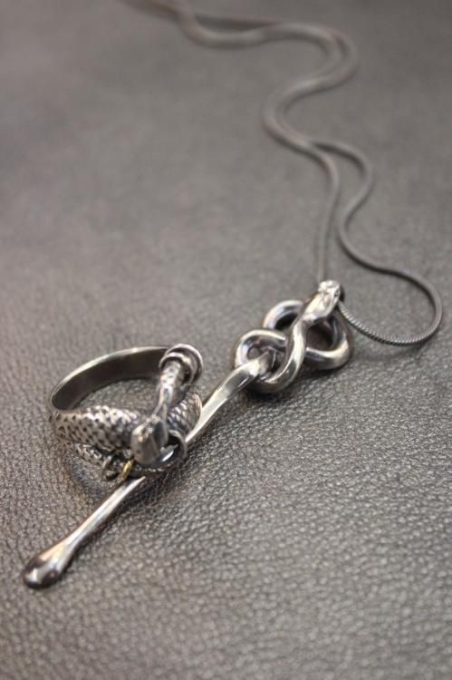 L'Arc～en～Ciel hyde氏着用] gunda [ガンダ] STEALTH NECKLACE