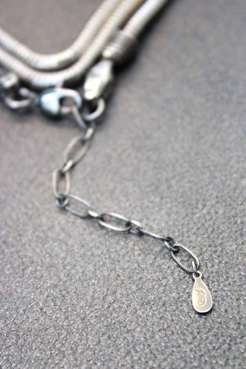 L'Arc～en～Ciel hyde氏着用] gunda [ガンダ] STEALTH BRACELET