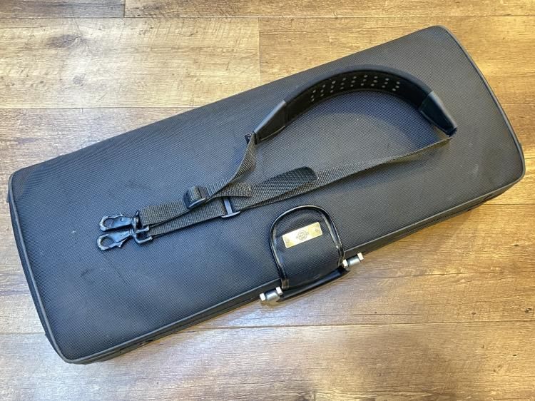 セルマー アルトサックス 樽型ハードケース ストラップ付き(バード