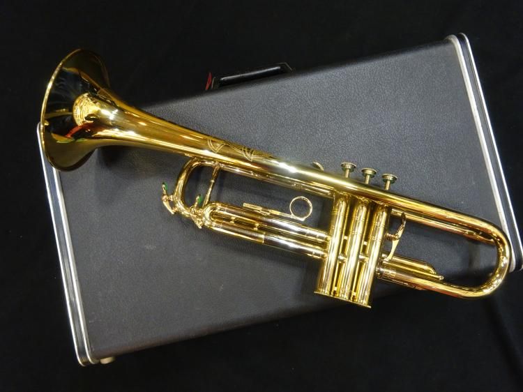 セルマー Bbトランペット ラジアル 66【服部管楽器】【中古】 - 服部