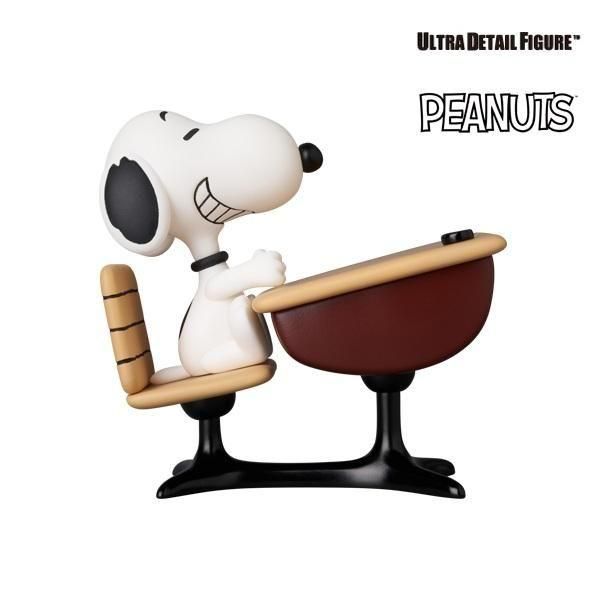 UDF PEANUTS SERIES 18 Snoopy with desk - ** marotom TOY **