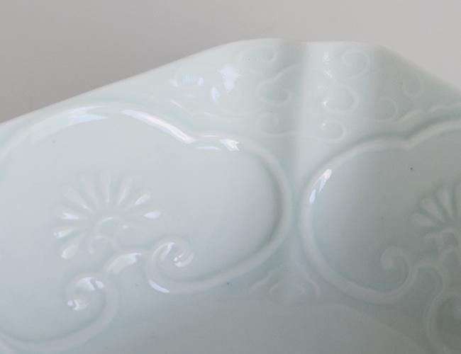 白磁陽刻如意頭文鉢 - yamahon online store