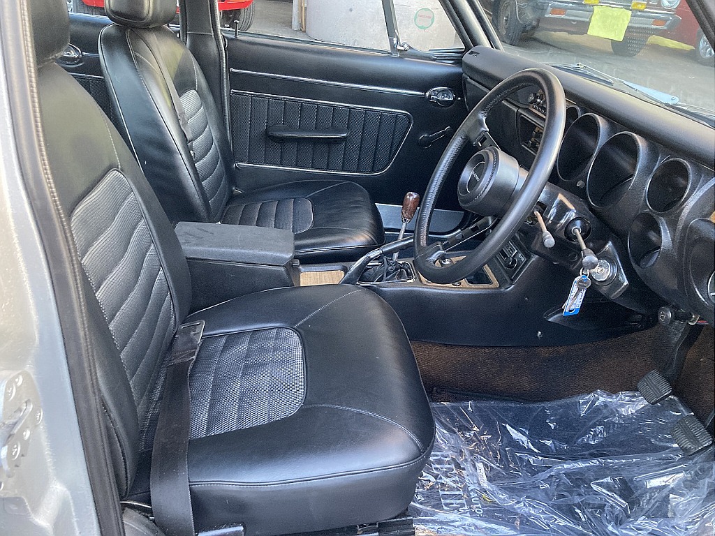 日産 スカイライン4ドア 2000GT 品川55 ワンオーナー(S46年式) | FLEX