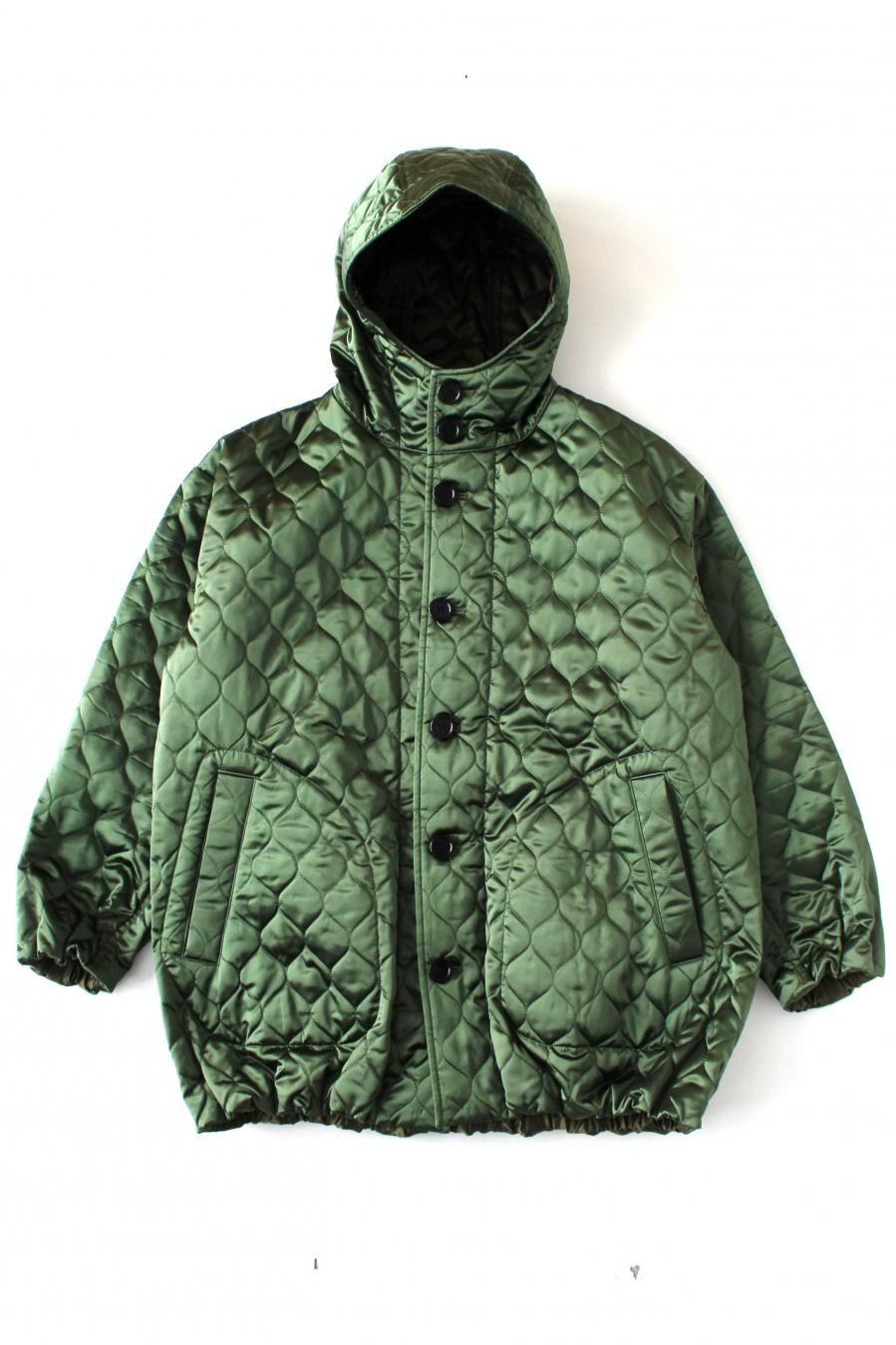 noir kei ninomiya（ノワール・ケイニノミヤ）アセテートサテンキルト