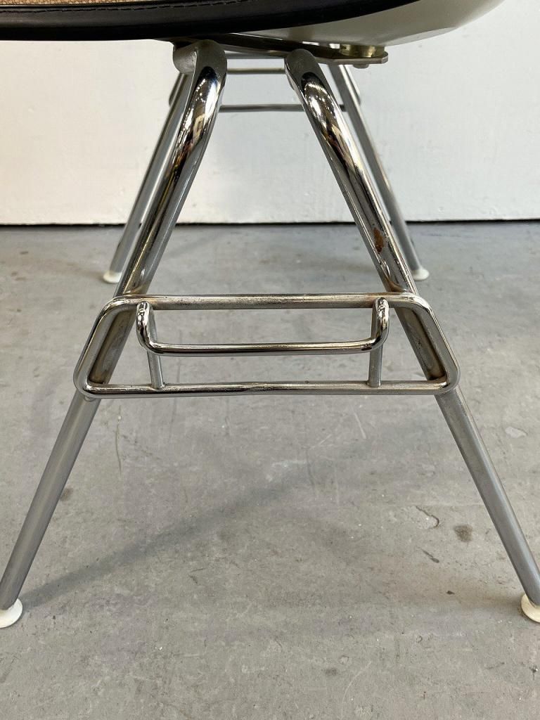 1950-70's Herman Miller イームズ スタッキングベース サイドシェル