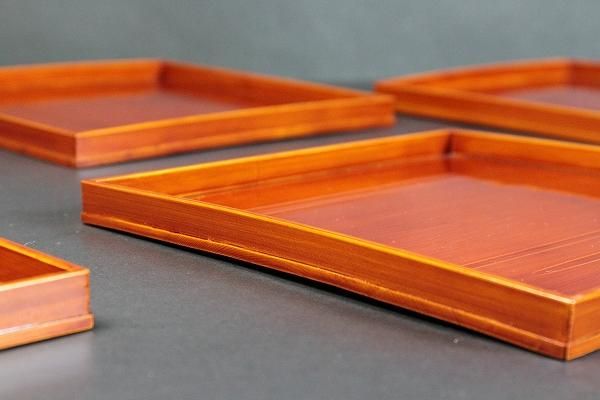 飛騨春慶漆器 「上高弸八寸楔止霞鉋目盆 五客揃」 飛騨国福田製