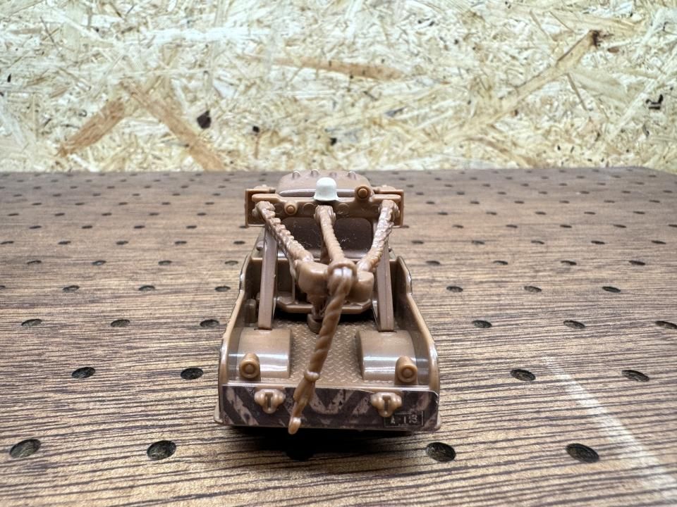 TIME TRAVEL MATER RADIATOR SPRINGS BEGINNINGS GIFT PACK 2013