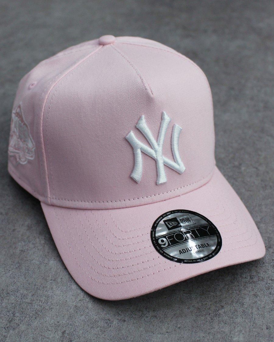 New Era MLB New York Yankees 9Forty A-Frame Snapback Cap - Pink NY
