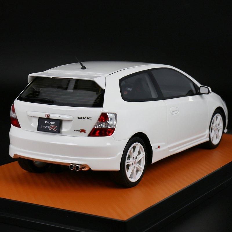 レジンカー ホンダ シビック タイプアール (2004年式)1:18 スケール PU