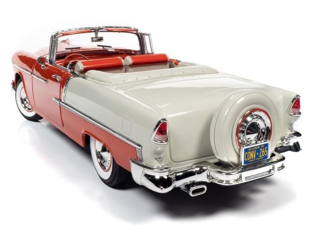 オートワールド 1/18 1955 シボレー ベルエア コンバーチブル ジプシー