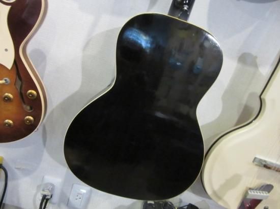 GIBSON L-30 戦前もののヴィンテージギブソンアーチトップです！小ぶり